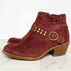 Sofft Allena II Rustic Red Stud Bootie 8 1/2 M